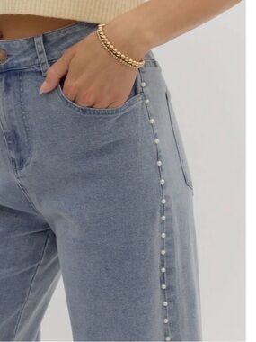 Entro Pearl Detail Cropped Wide Leg Jeans Size Small NWT Boutique Denim